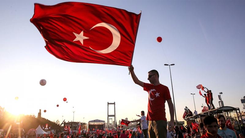 15 Temmuz'da 'Zaferin Adı Türkiye' Dünyayı Saracak